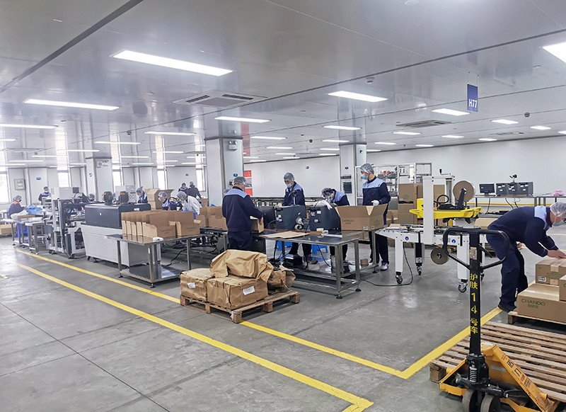 物流和原料雙雙受困,化妝品企業(yè)加速創(chuàng)新應(yīng)對(duì)挑戰(zhàn)
