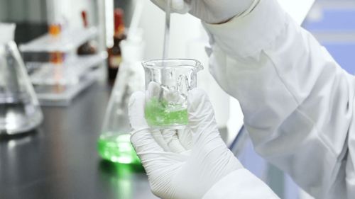 平替rnw面膜的水嘭嘭解渴面膜,廣州專業(yè)化妝品oem工廠提供生產(chǎn)方案